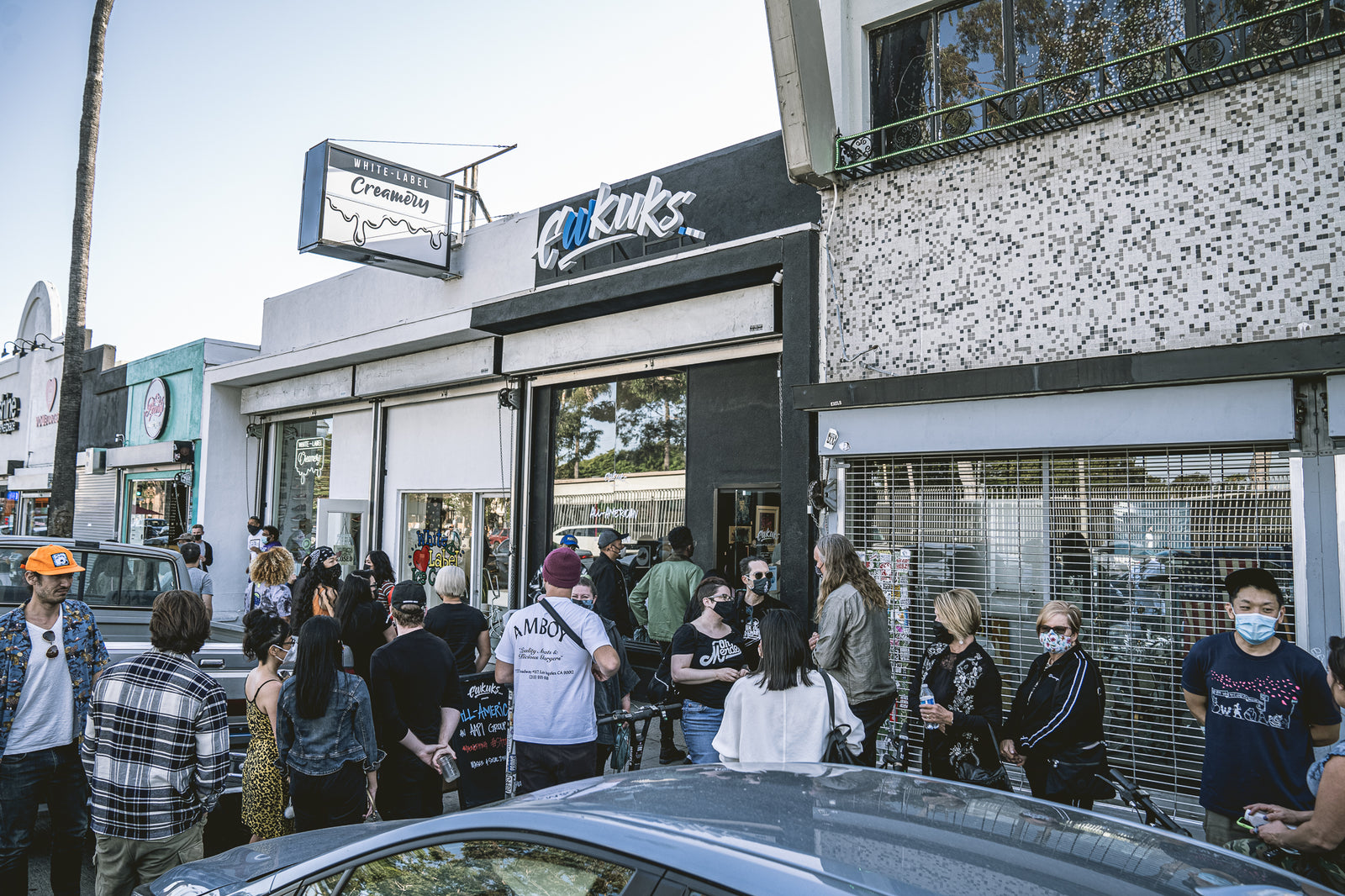 EWKUK's GALLERY-SHOP-BRAND